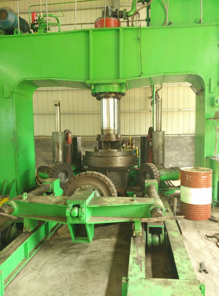 熱壓封頭模具與管帽之間有何聯(lián)系！